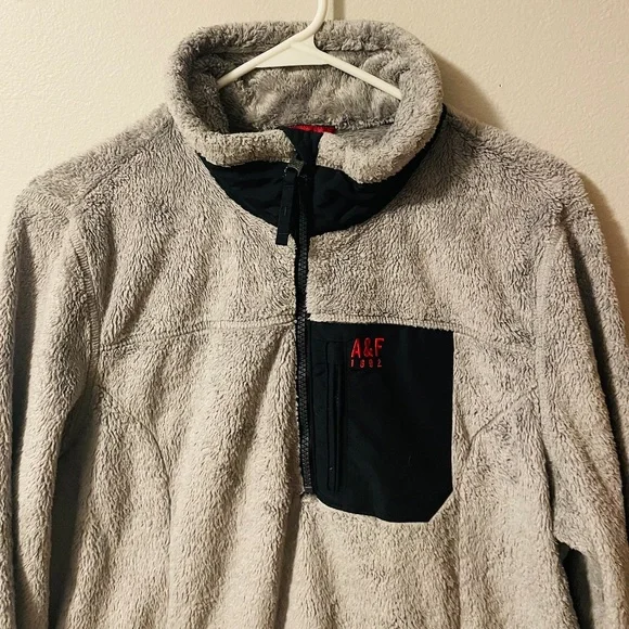 Abercrombie pullover Jacket - Picture 6 of 8